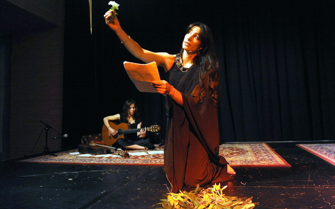 REMEMORA EL ESPECTÁCULO DE POESÍA Y MÚSICA «TÉ CON TAGORE»